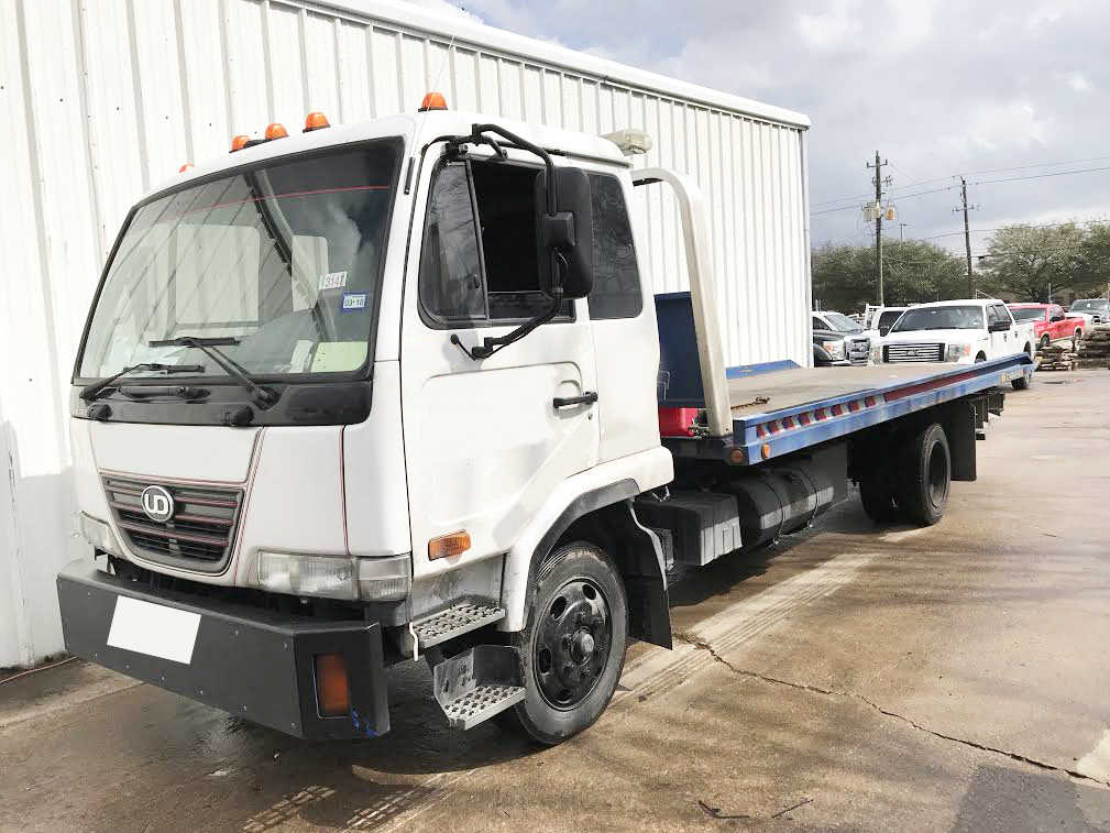 truck wreckers near me